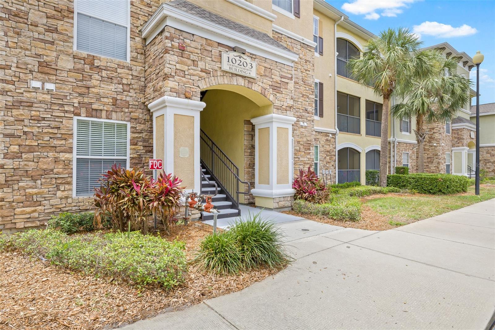 Details for 10203 Courtney Palms Boulevard 301, TAMPA, FL 33619