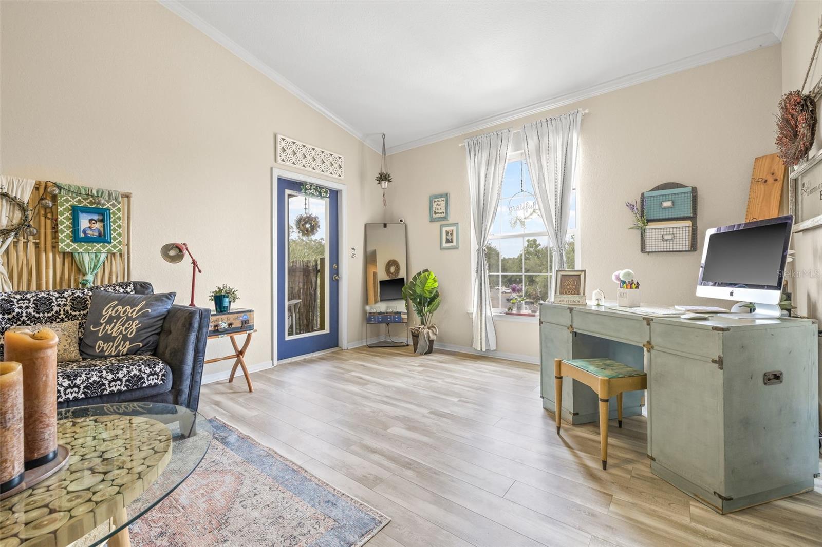 Image 34 of 56 For 10203 Courtney Palms Boulevard 301