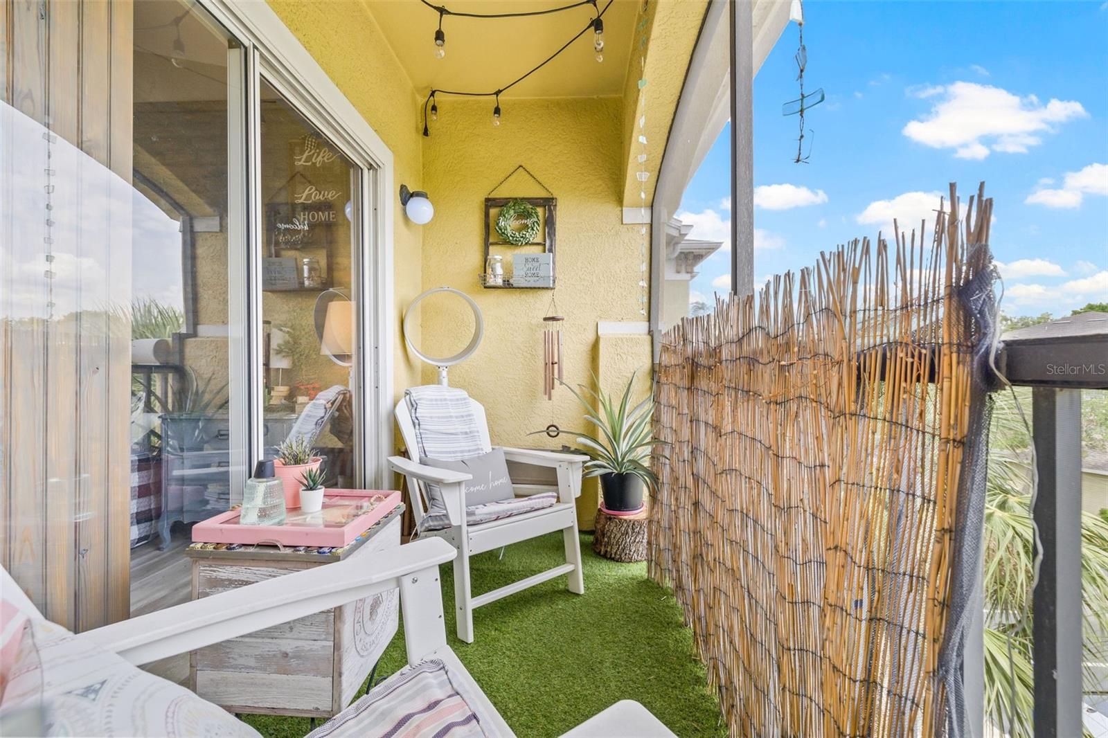 Image 35 of 56 For 10203 Courtney Palms Boulevard 301