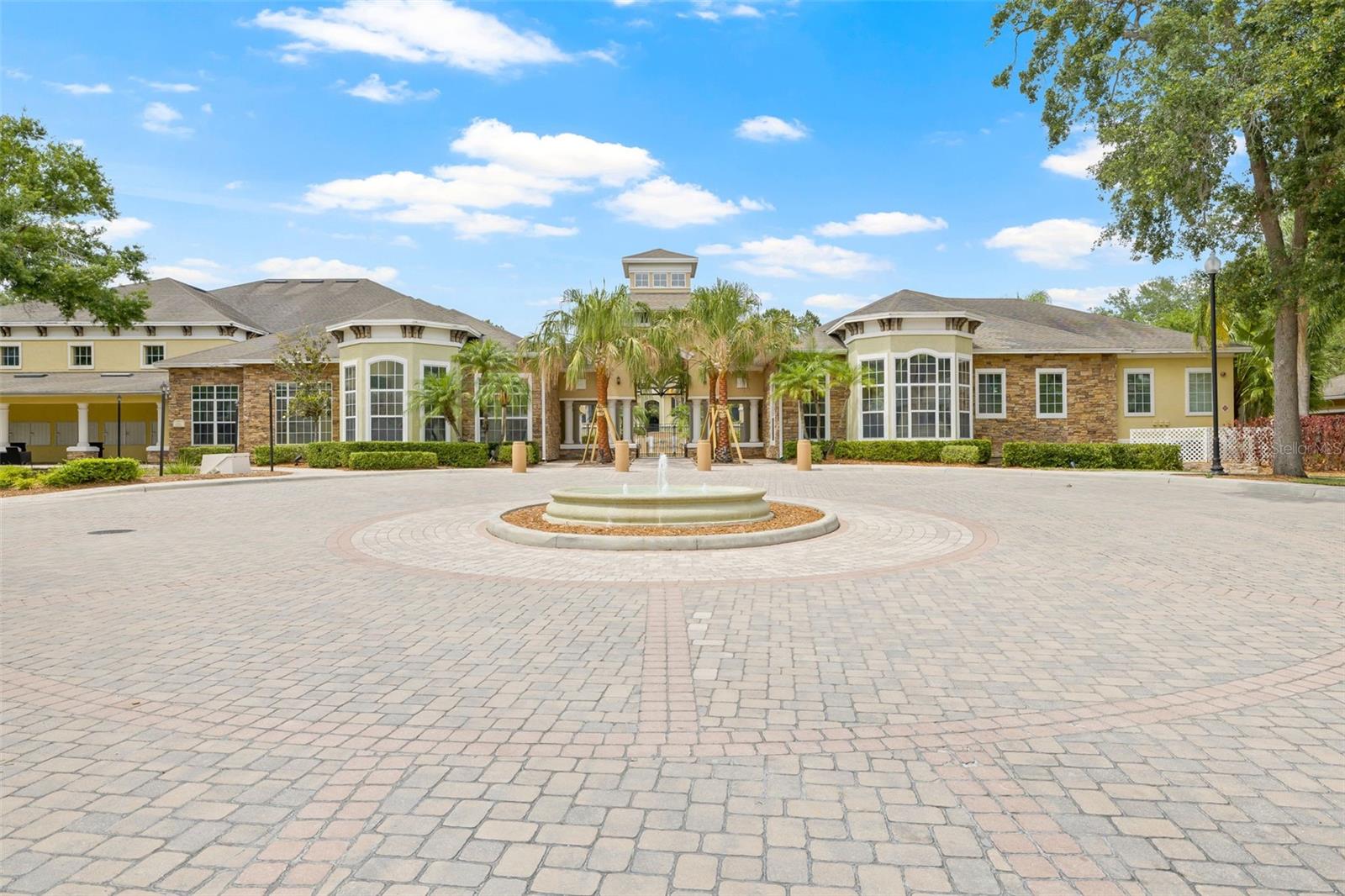 Image 39 of 56 For 10203 Courtney Palms Boulevard 301