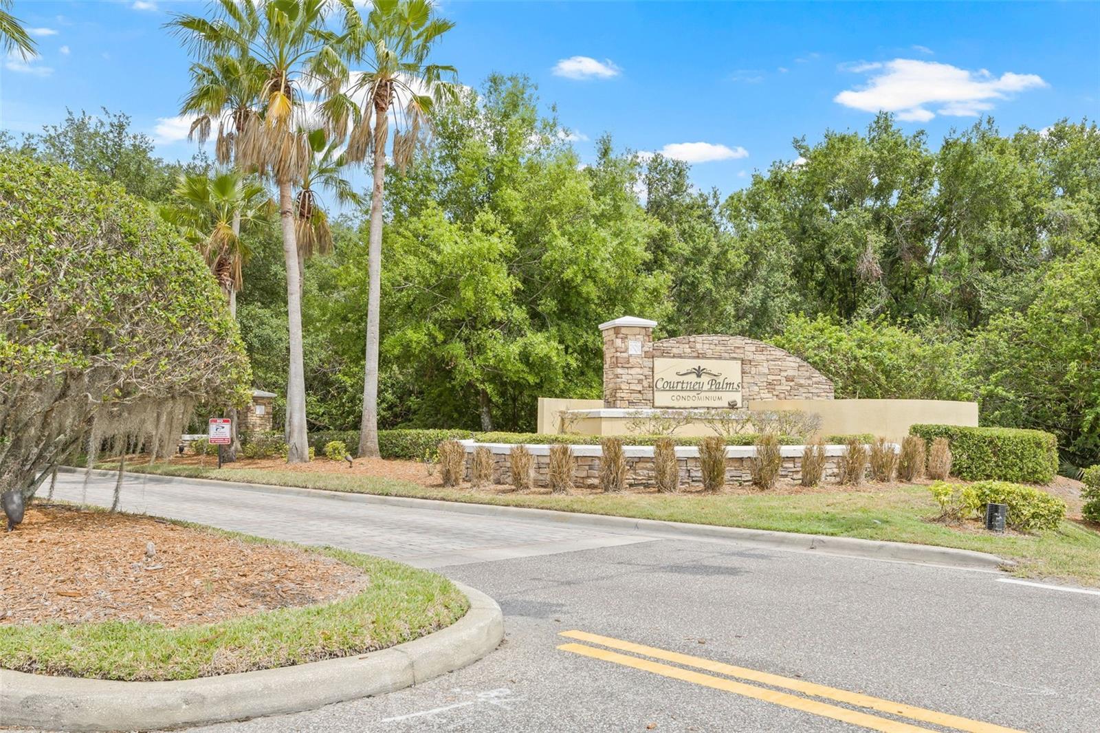 Image 53 of 56 For 10203 Courtney Palms Boulevard 301