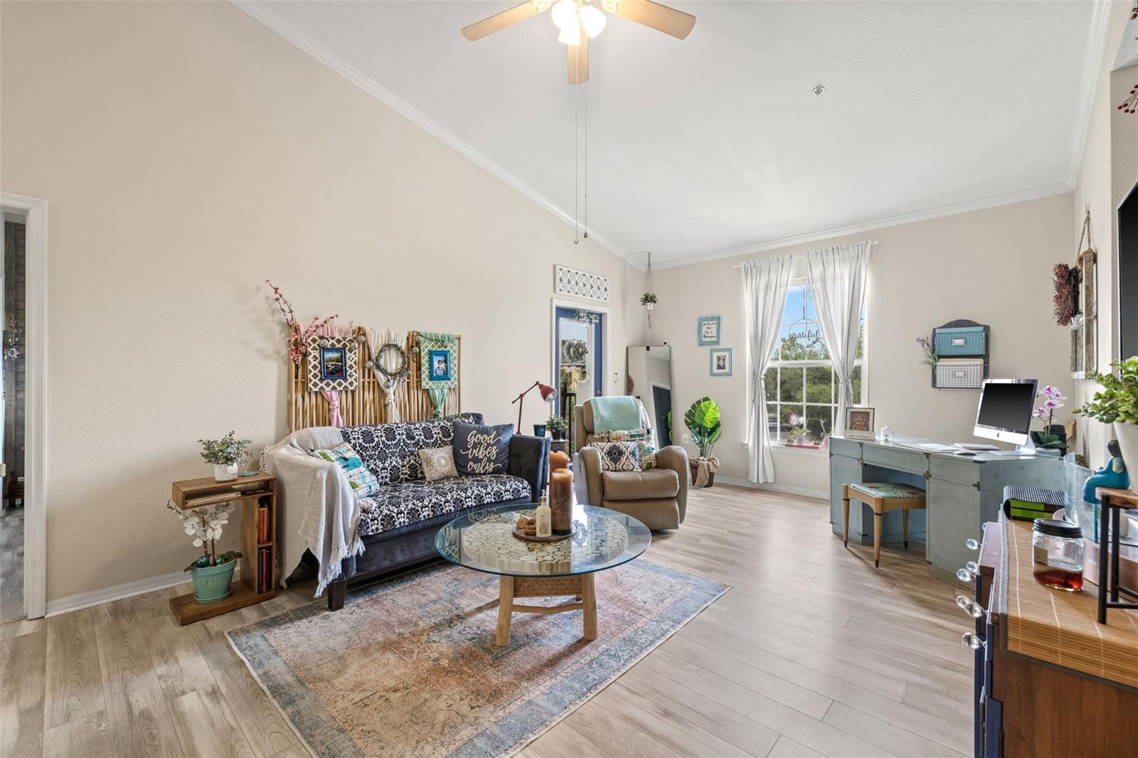 Image 9 of 56 For 10203 Courtney Palms Boulevard 301