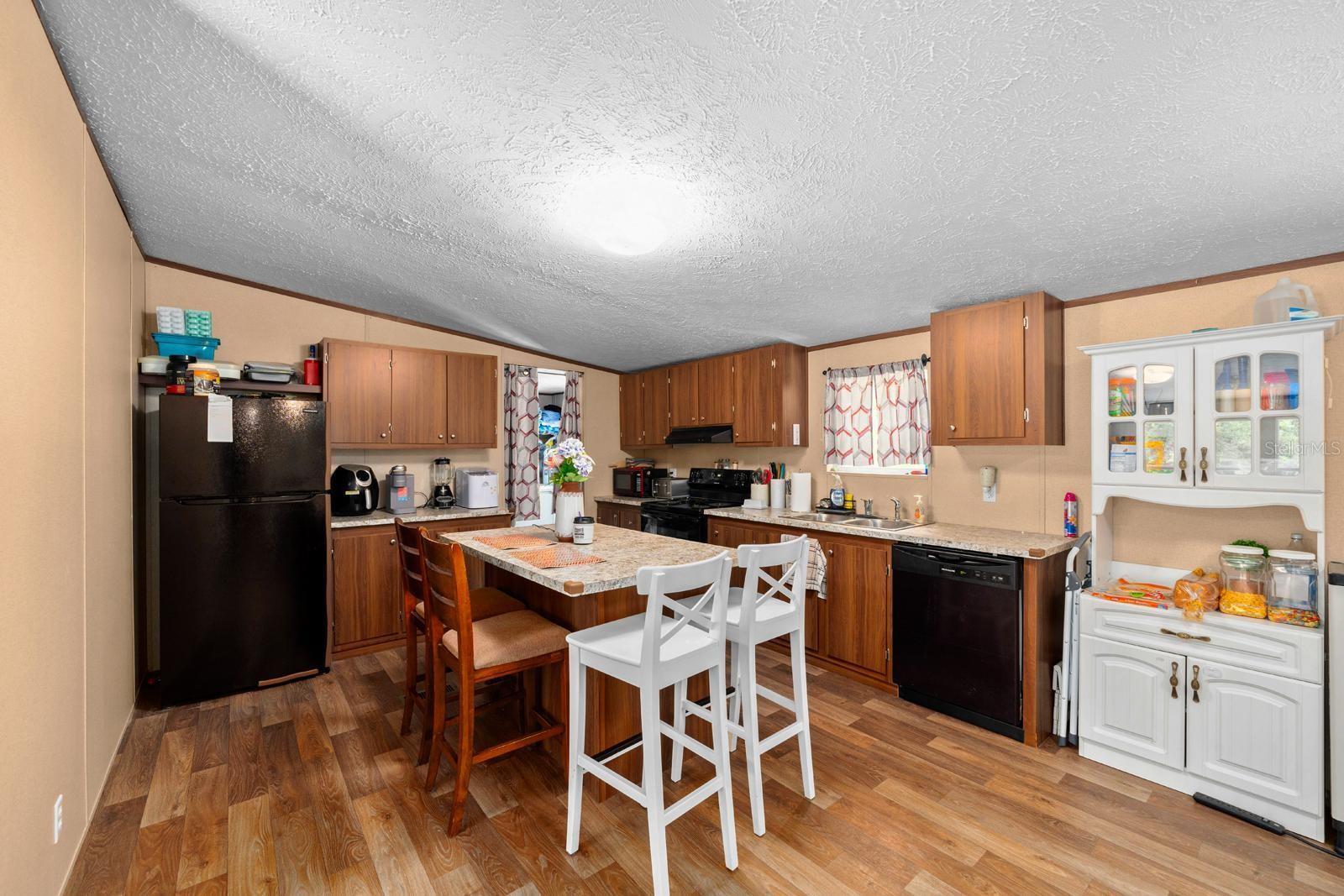 Image 5 of 27 For 7089 Hilton Drive