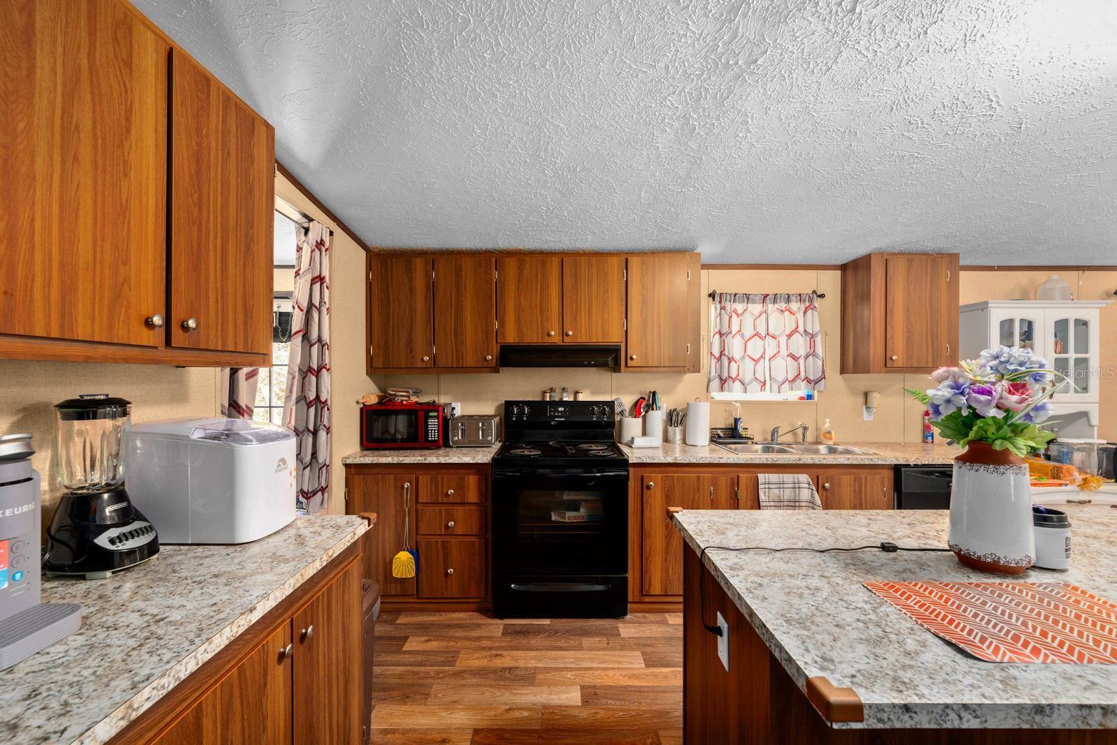Image 6 of 27 For 7089 Hilton Drive