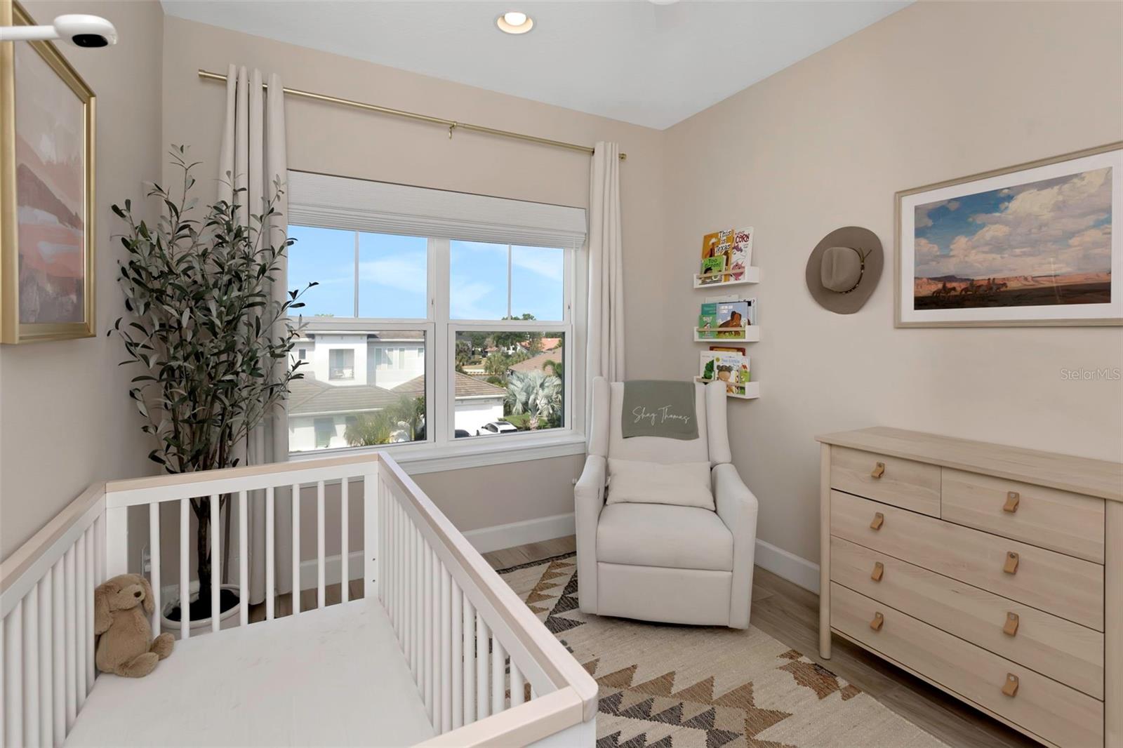 Image 33 of 69 For 4139 Rocky Shores Drive