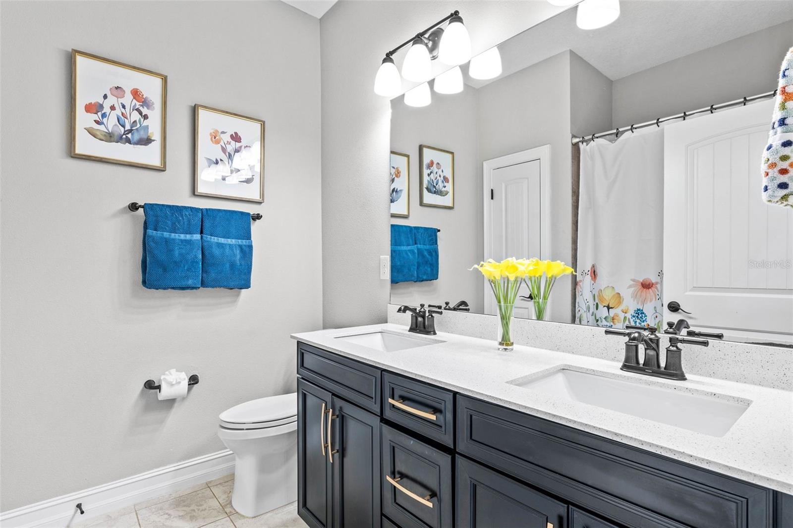 Listing photo id 26 for 34266 Radley Way