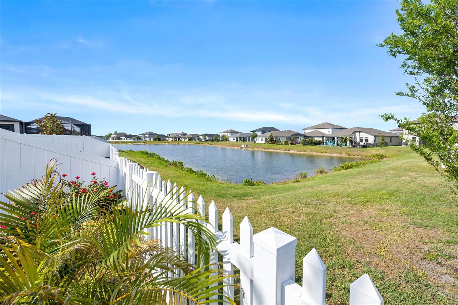 Listing photo id 36 for 34266 Radley Way