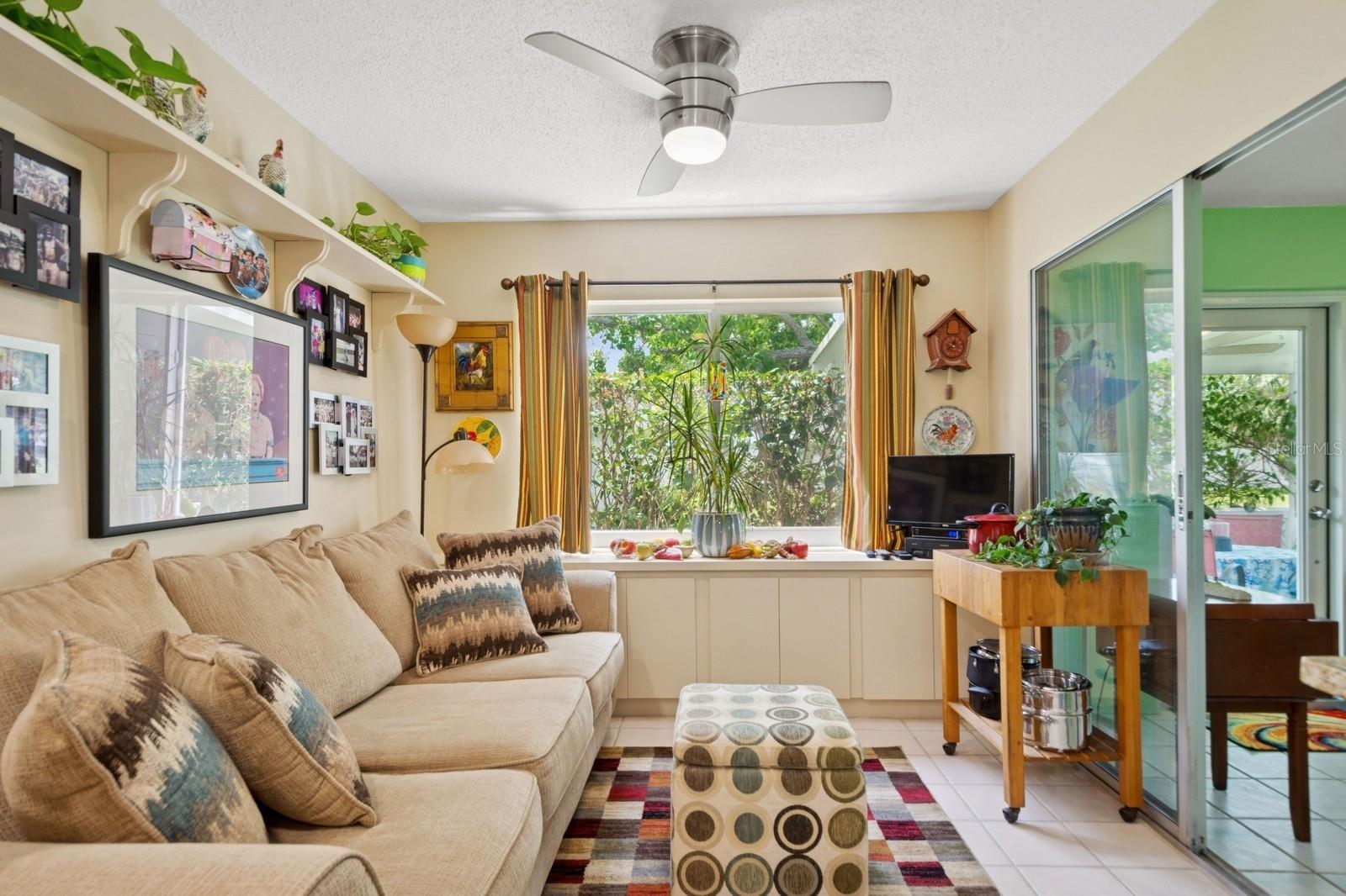 Image 17 of 49 For 9018 39th Lane N 5