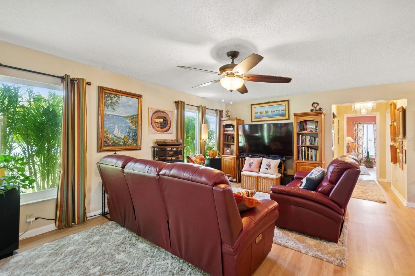 Image 21 of 49 For 9018 39th Lane N 5