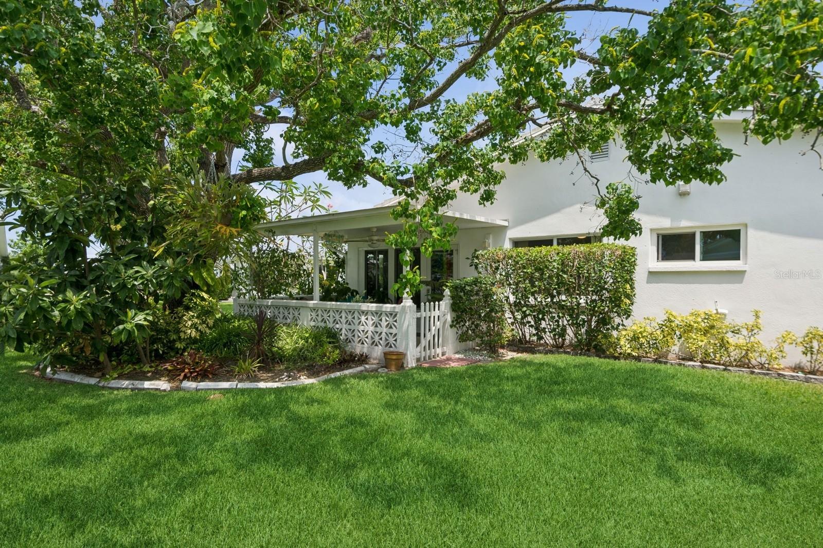 Image 34 of 49 For 9018 39th Lane N 5