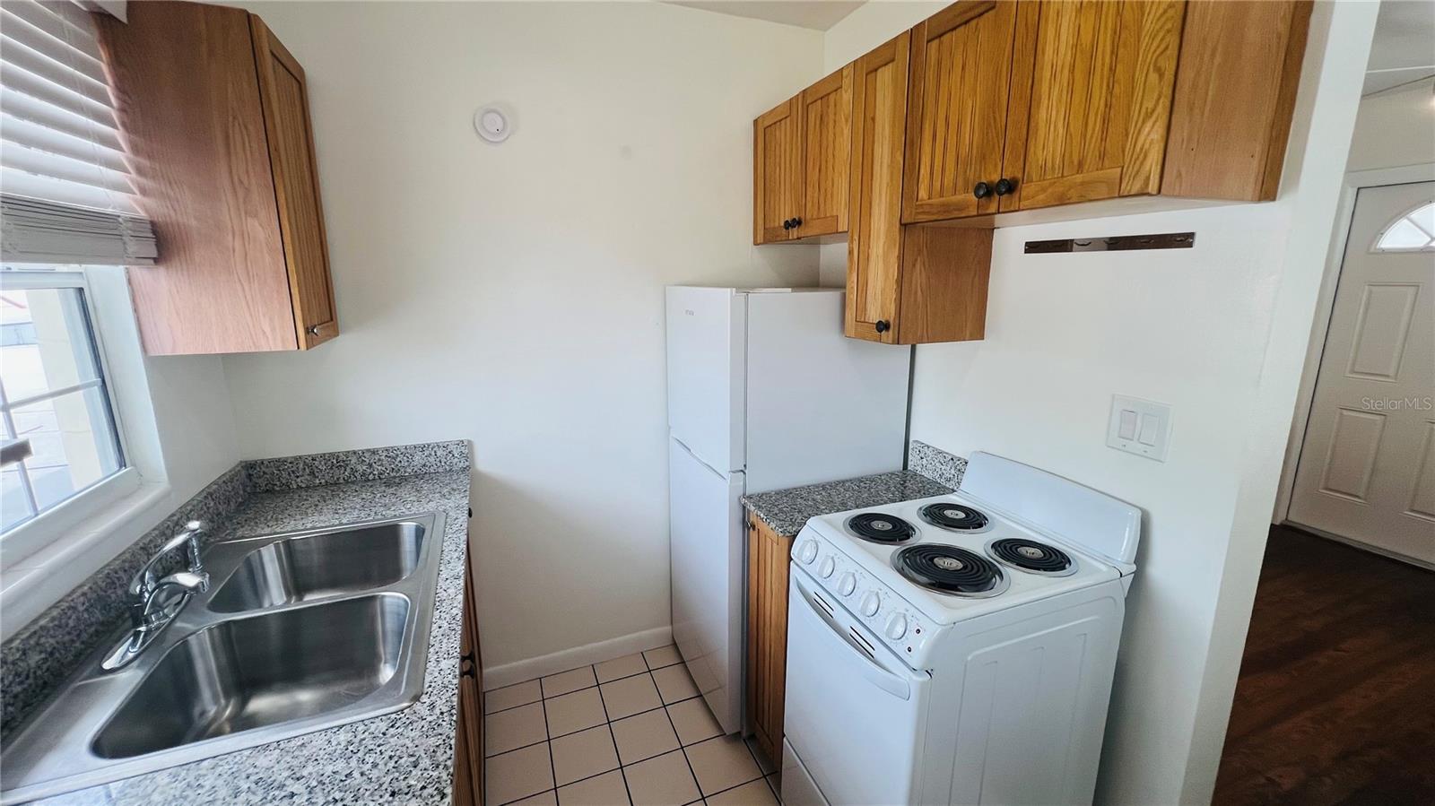 Image 7 of 17 For 3100 San Carlos Street 300