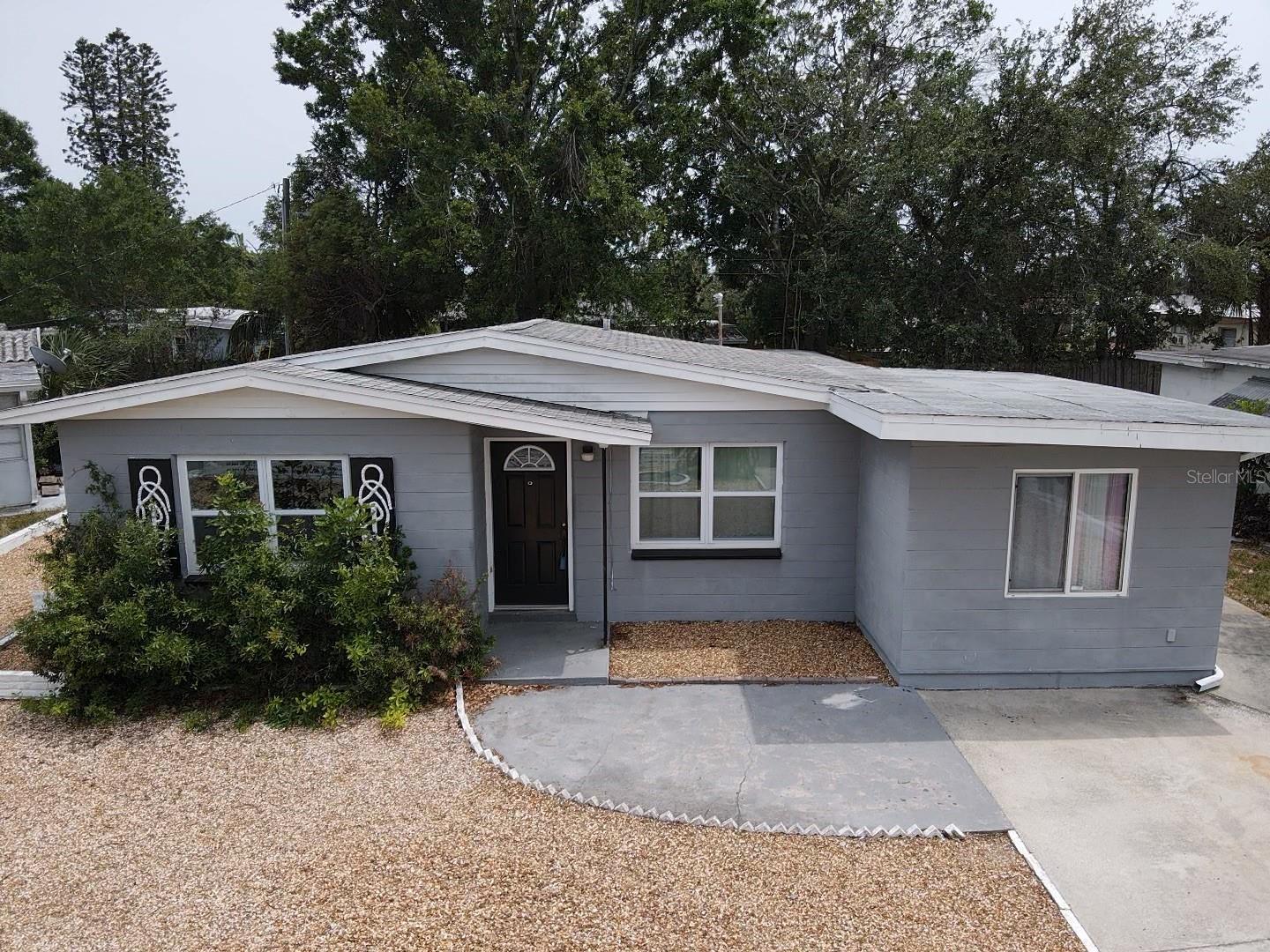 Image 2 of 25 For 6710 Hibiscus Avenue S
