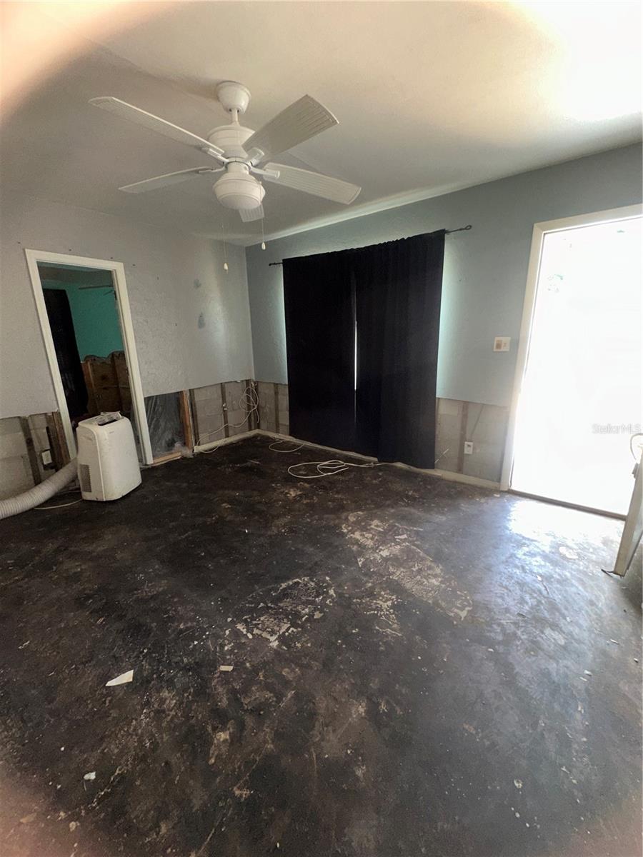 Image 7 of 25 For 6710 Hibiscus Avenue S