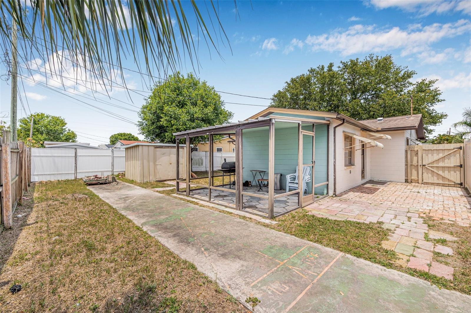 Image 23 of 24 For 5734 20th Avenue N