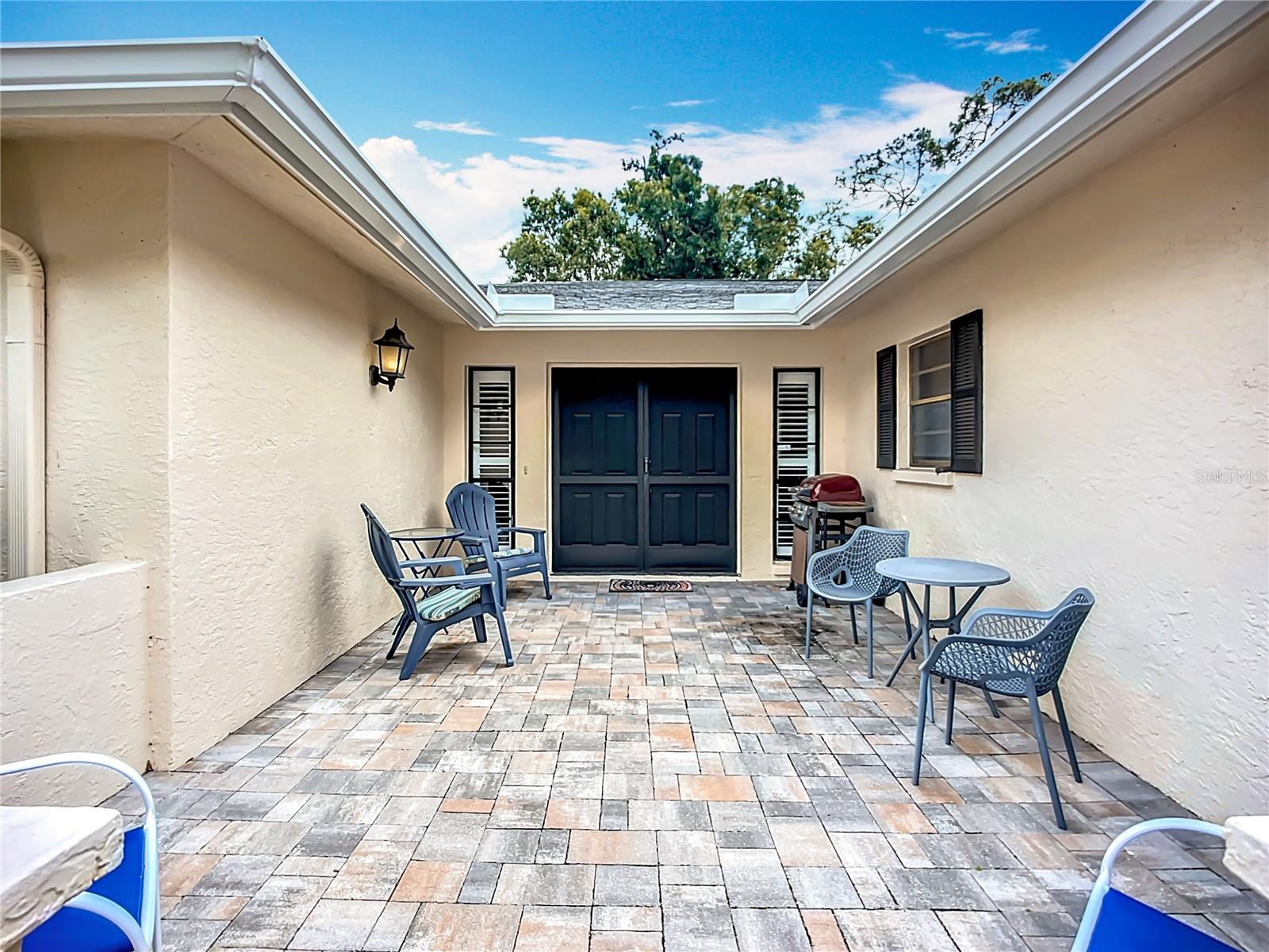 Image 7 of 52 For 5456 Fairway Bend Drive