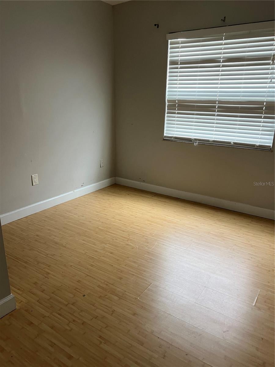 Image 10 of 11 For 7210 Manhattan Avenue 1311