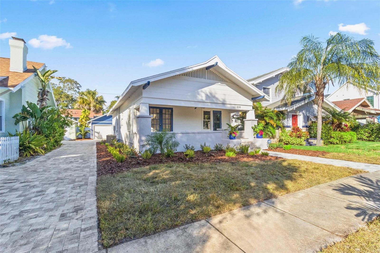 Image 3 of 28 For 235 11th Avenue Ne