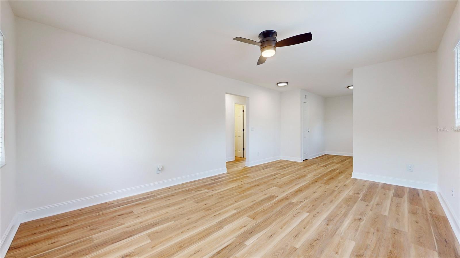 Image 4 of 30 For 6710 Juanita Street