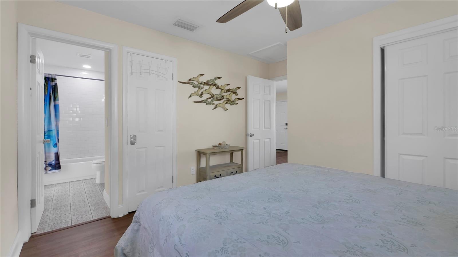 Image 17 of 25 For 1155 Stevenson Avenue