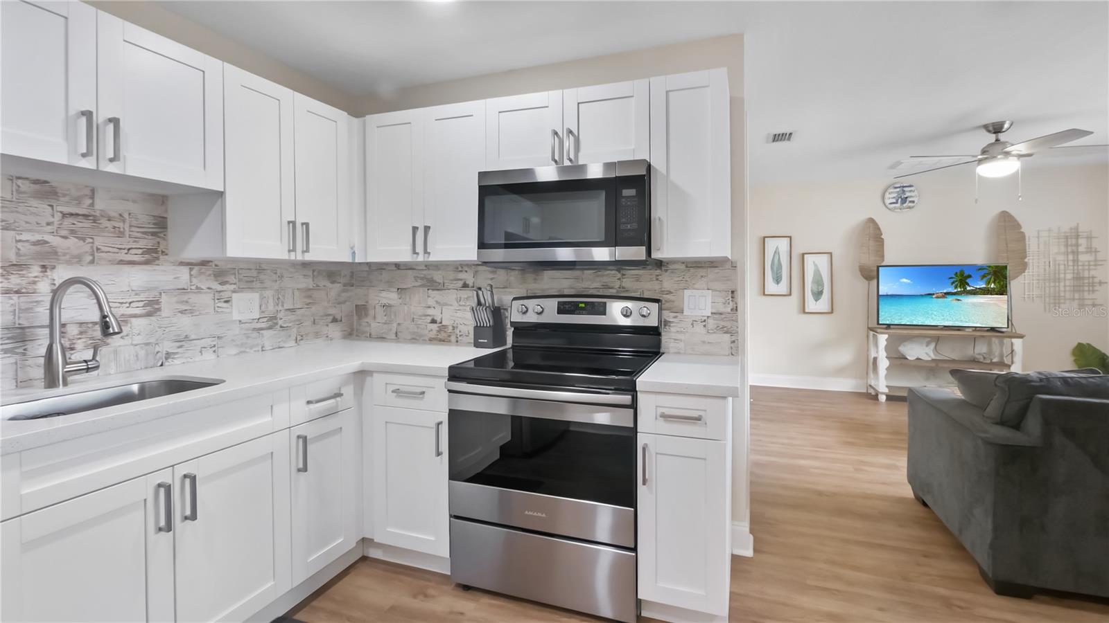 Image 5 of 25 For 1155 Stevenson Avenue
