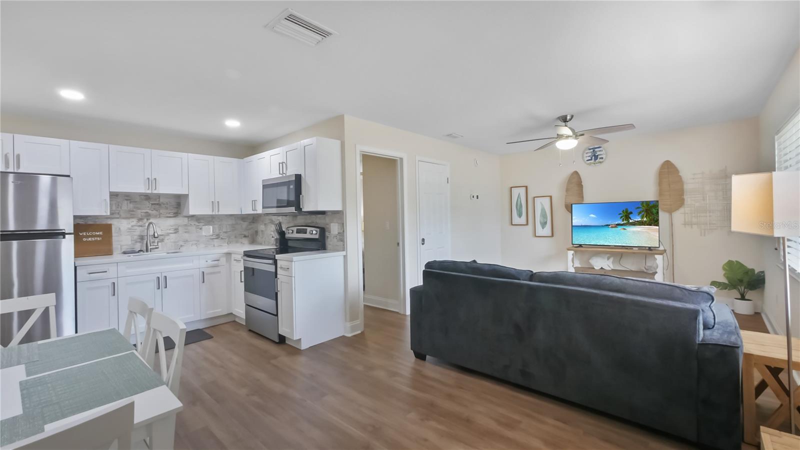Image 6 of 25 For 1155 Stevenson Avenue