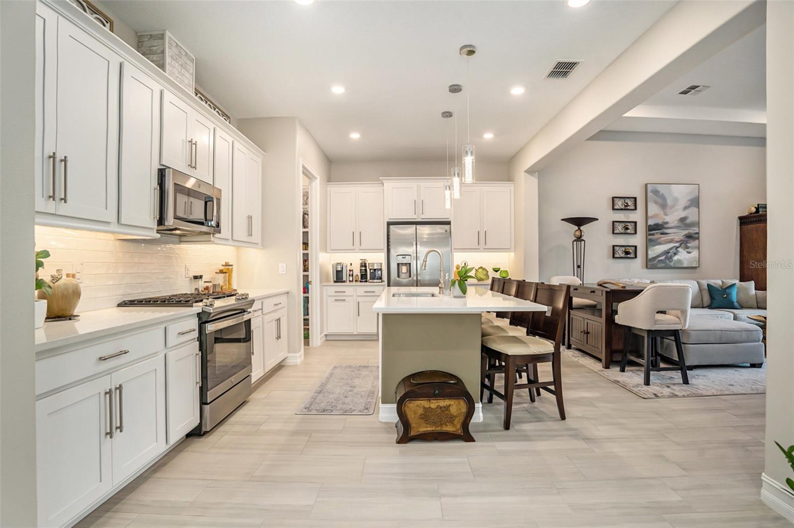 Image 13 of 42 For 4329 Barletta Court