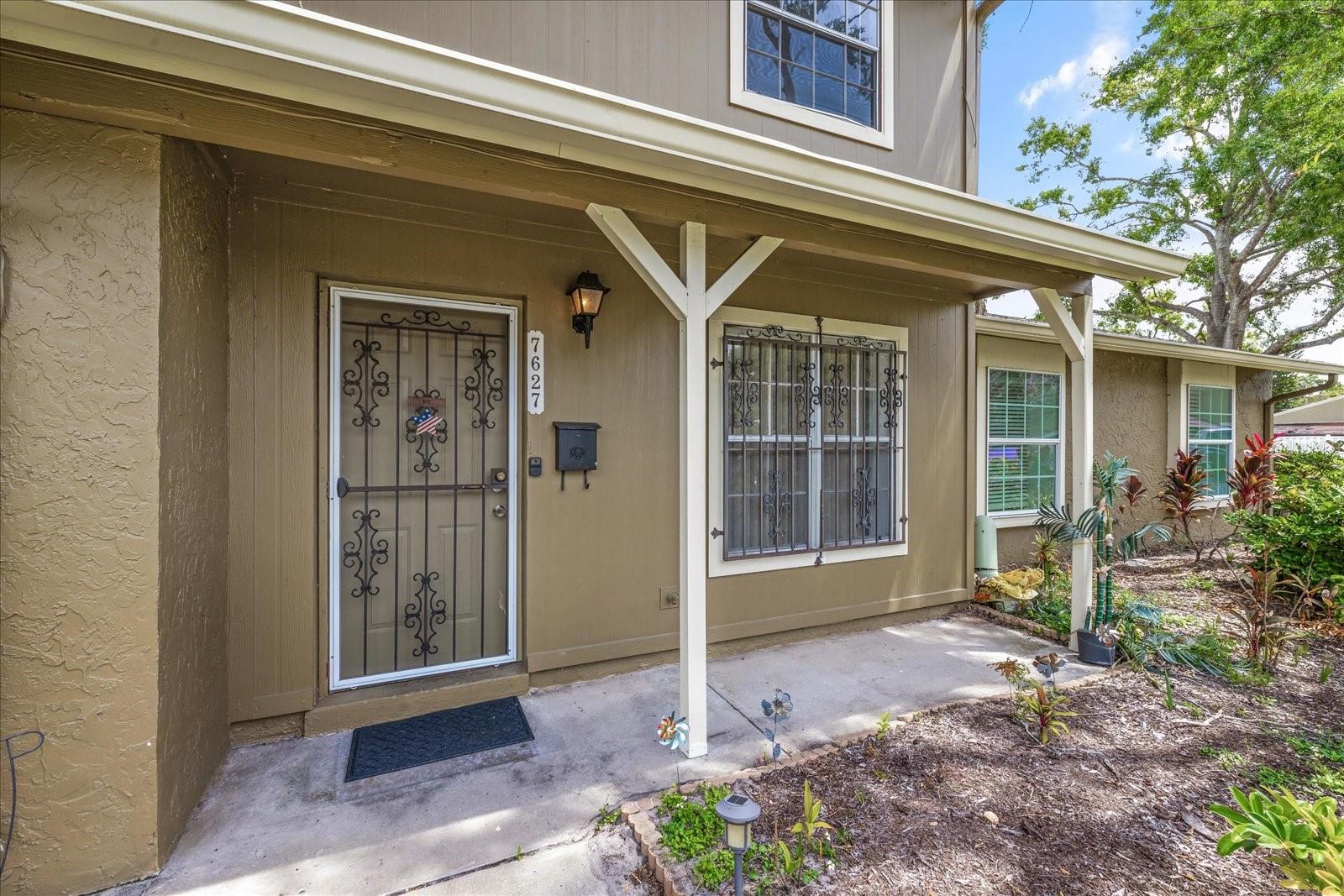 Details for 7627 Deleon Court, TAMPA, FL 33615