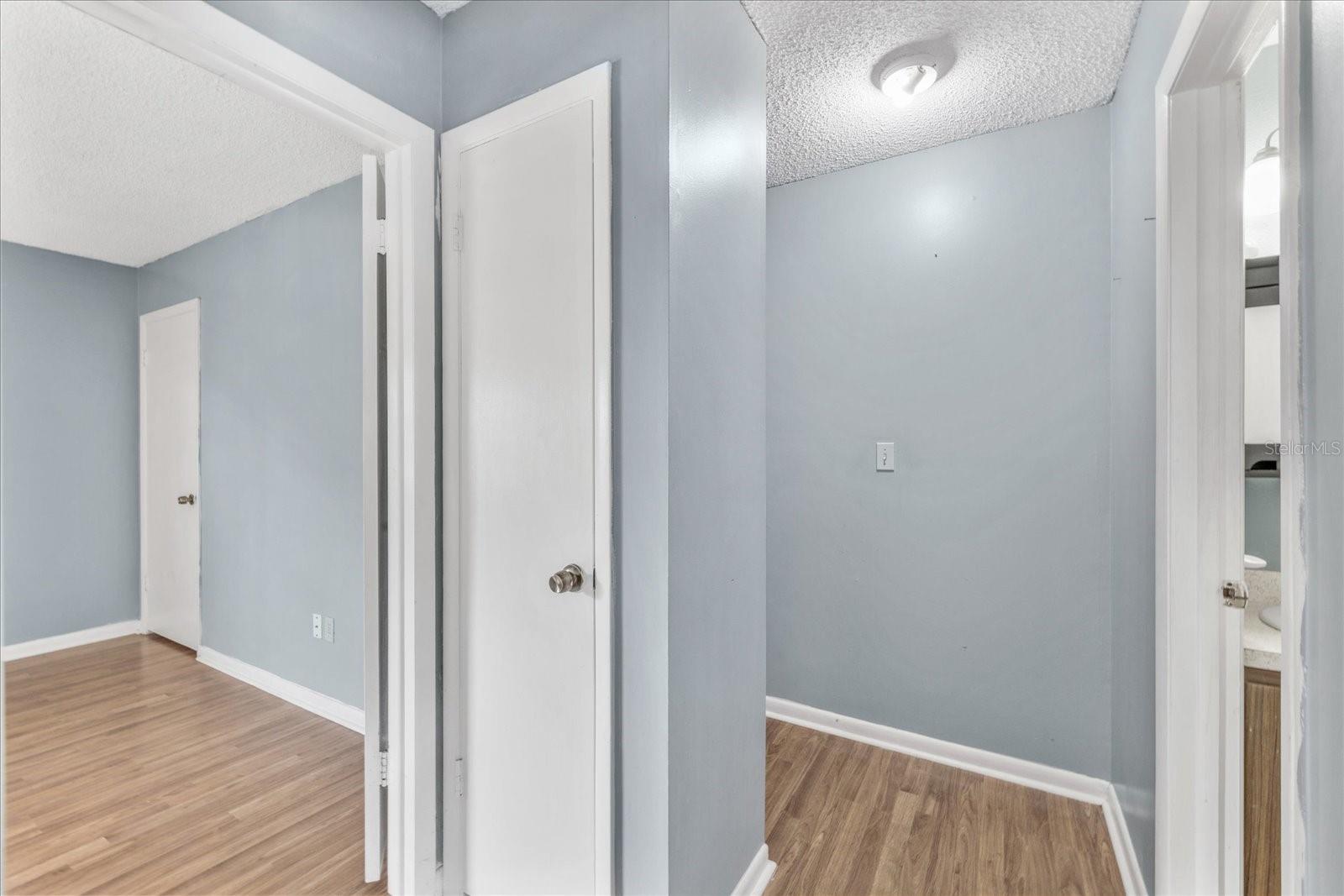Image 10 of 17 For 7627 Deleon Court