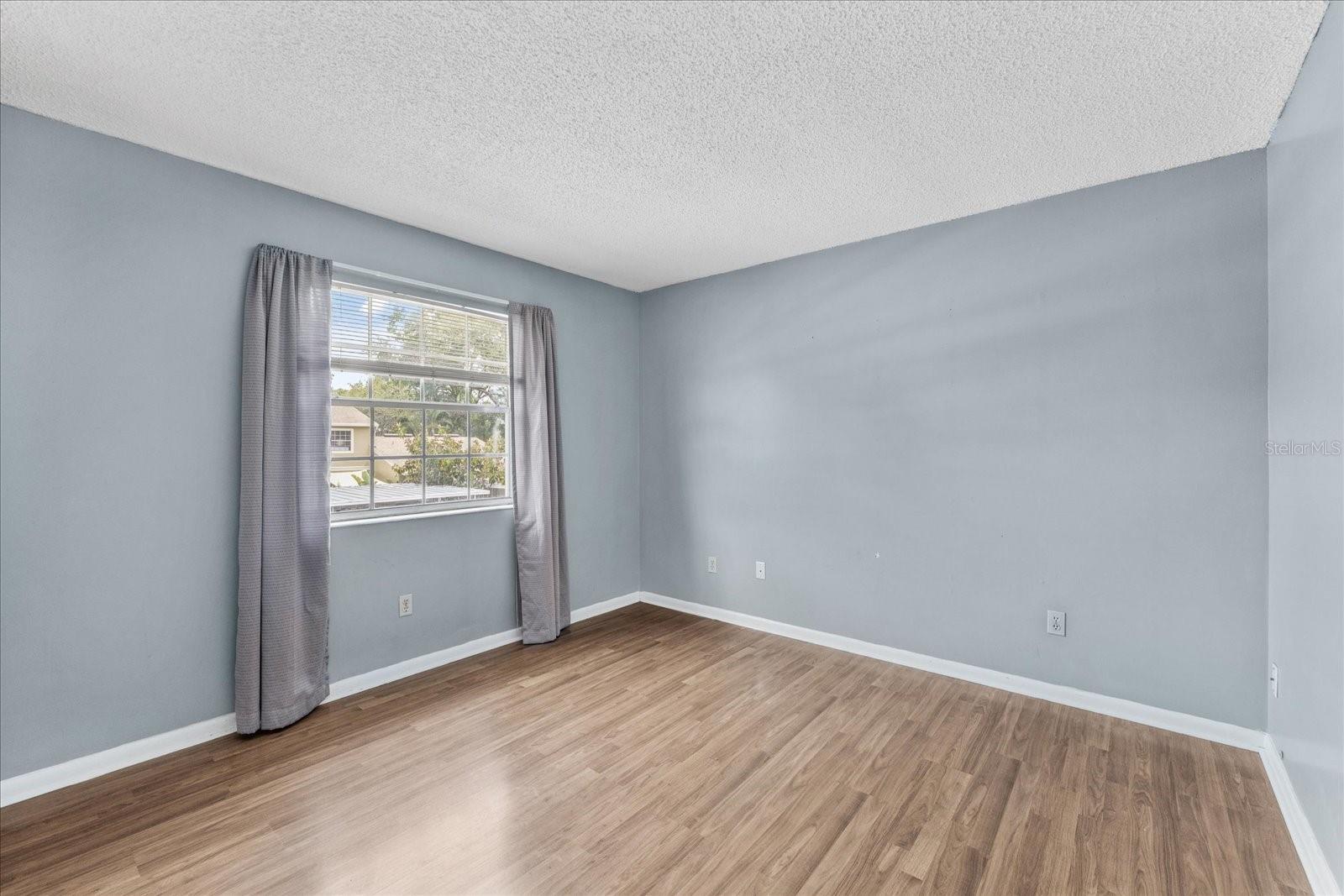 Image 12 of 17 For 7627 Deleon Court