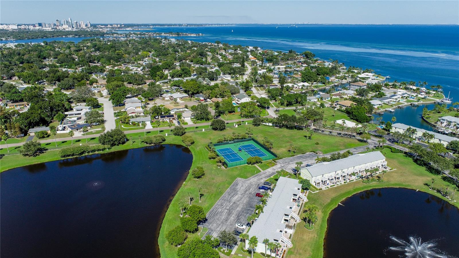 Image 62 of 69 For 5075 Starfish Drive Se A