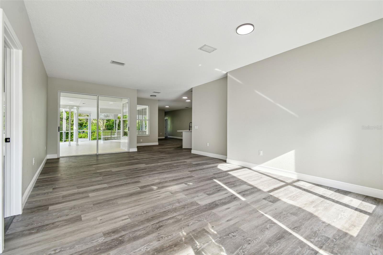 Image 11 of 88 For 4227 Sandy Shores Drive