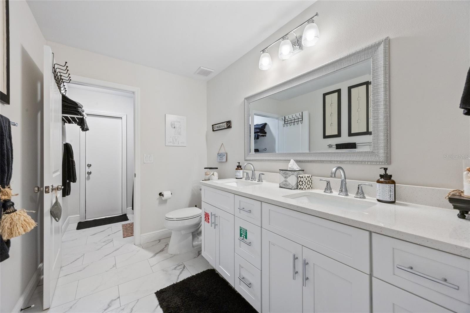 Image 18 of 42 For 1407 Jean Street