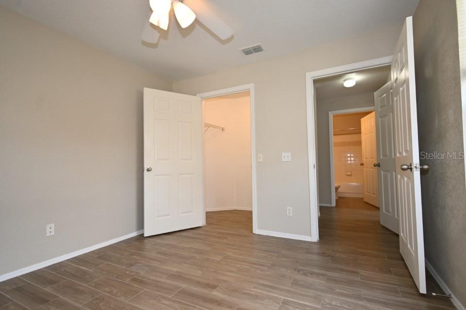 Image 17 of 43 For 5904 Willow Ridge Drive 104