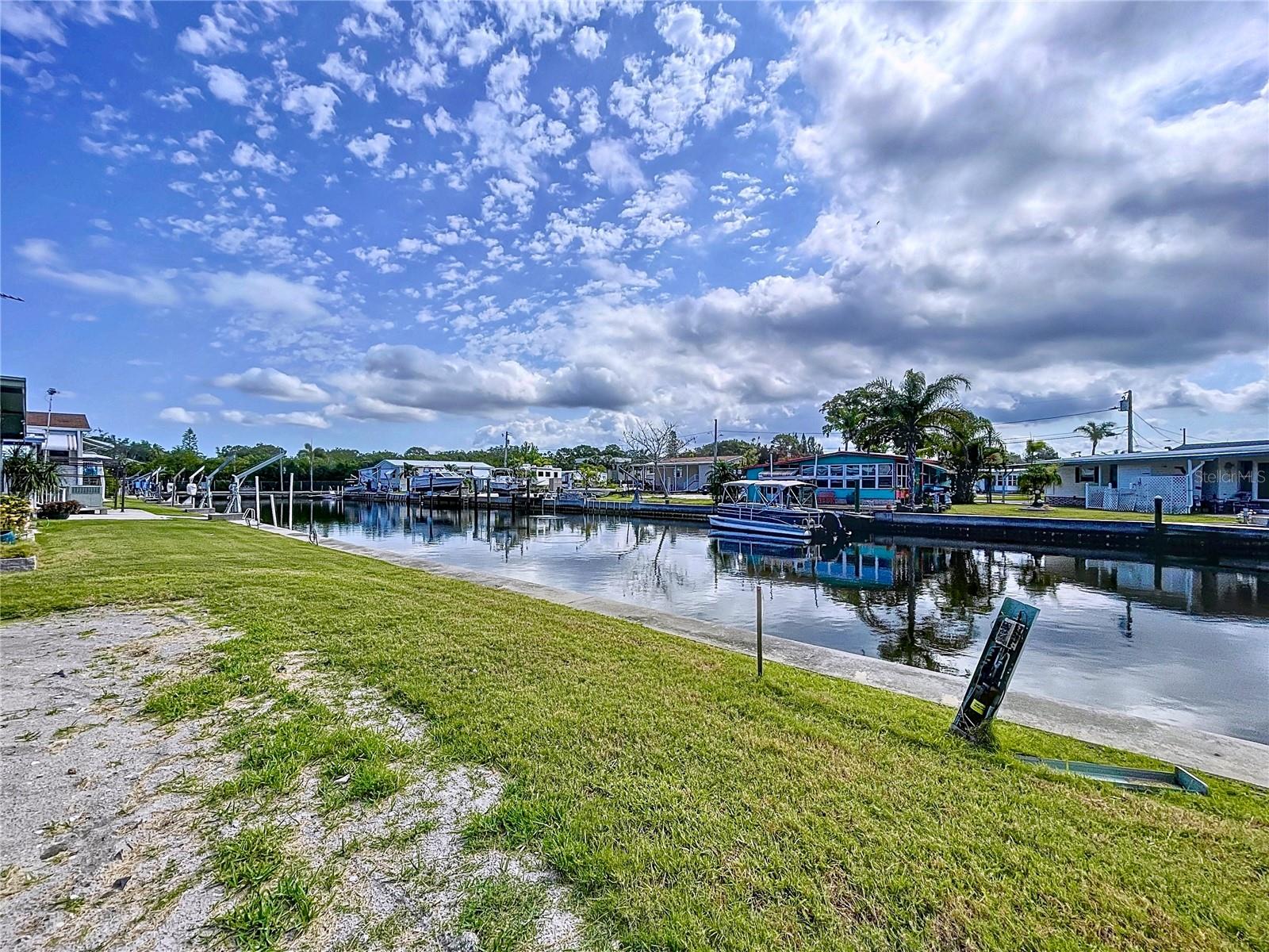 Image 5 of 17 For 18 Yawl Lane 18