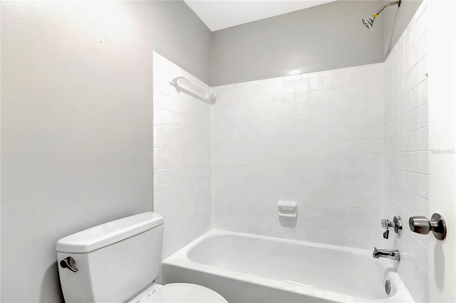 Image 21 of 31 For 2696 60th Avenue Terrace W 10