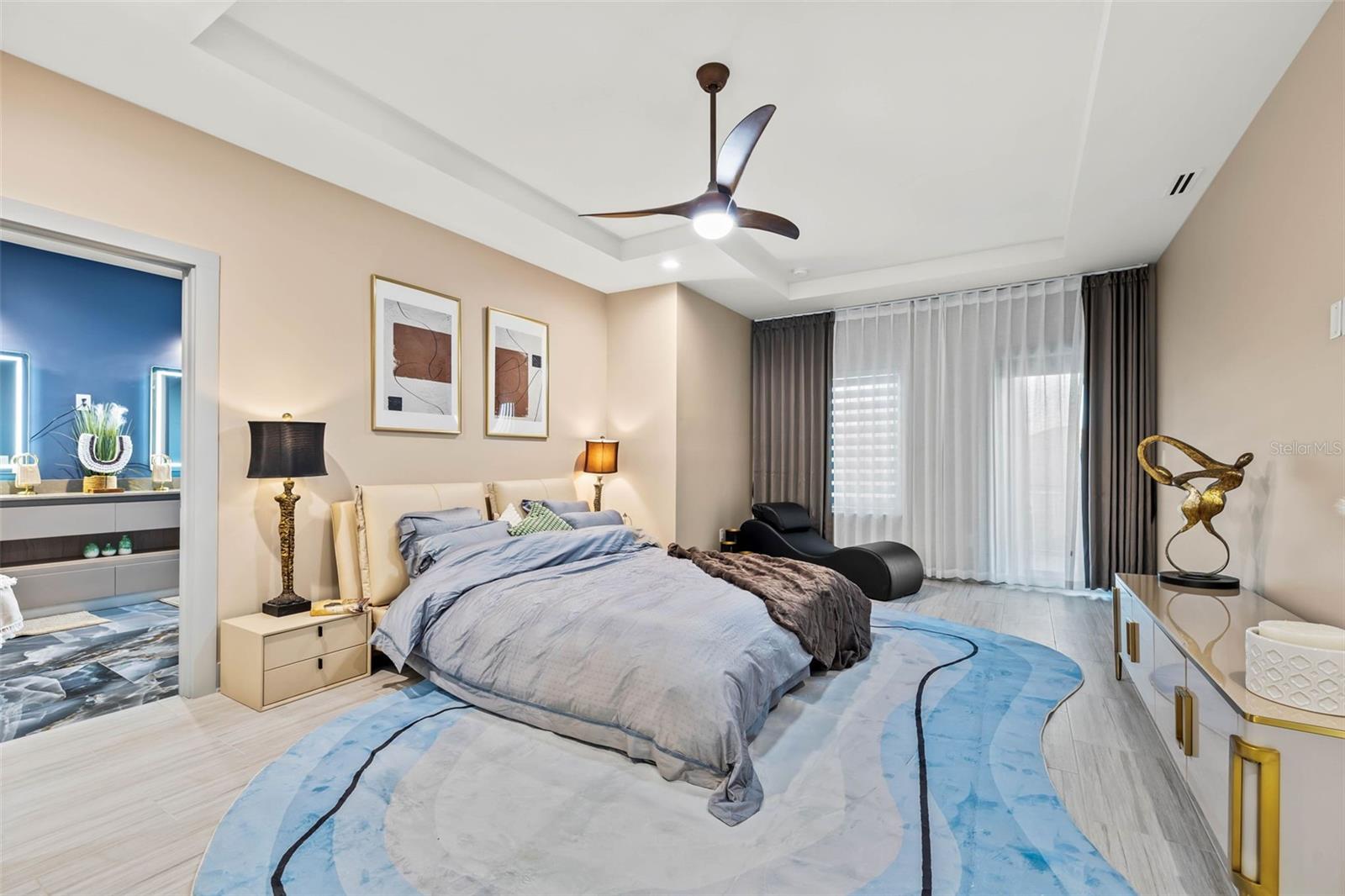 Image 34 of 93 For 5964 Bayview Circle S