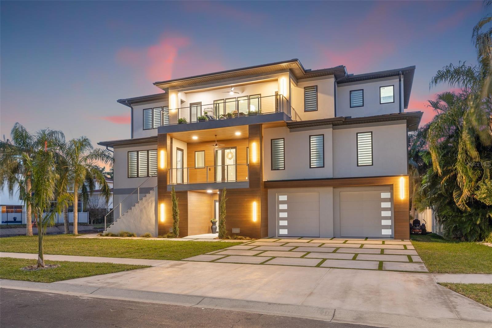 Image 75 of 93 For 5964 Bayview Circle S