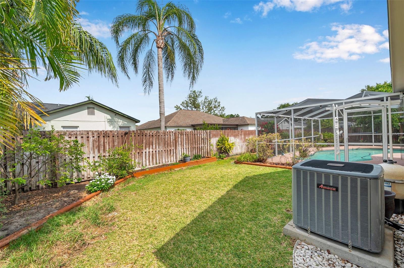 Image 14 of 66 For 815 Sandy Trail Place