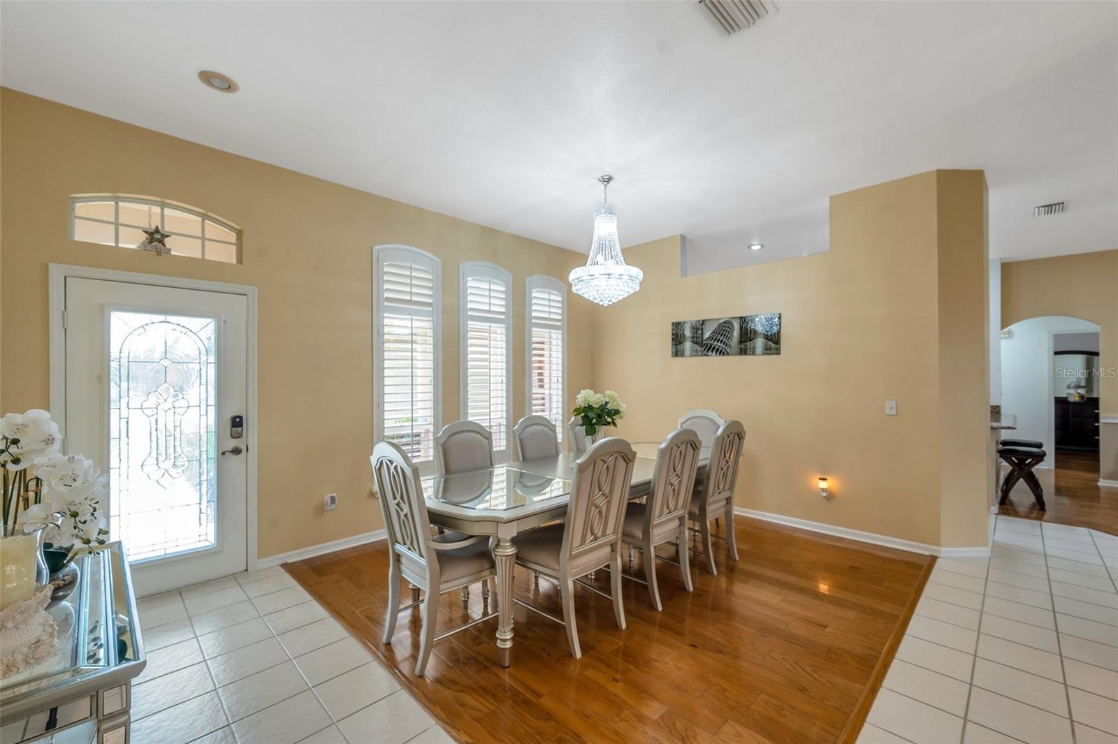 Image 3 of 66 For 815 Sandy Trail Place