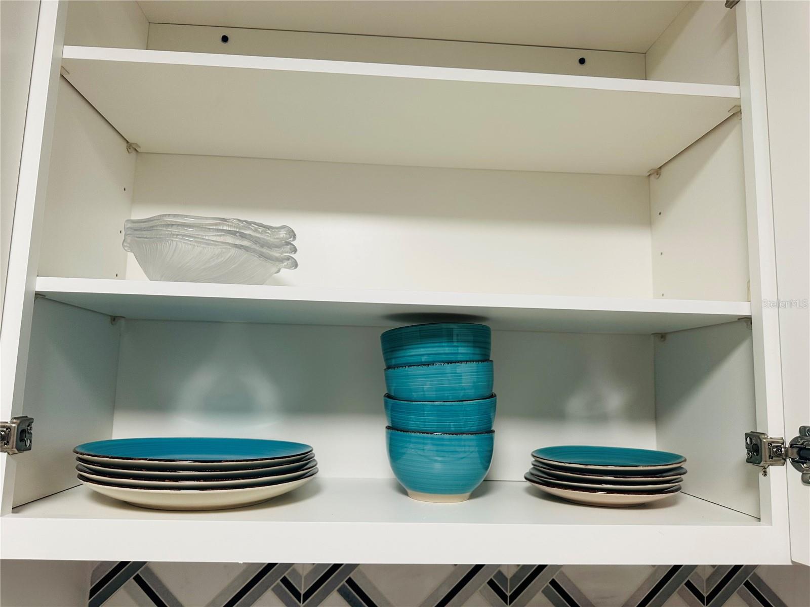 Image 4 of 9 For 2501 Harn Boulevard H24