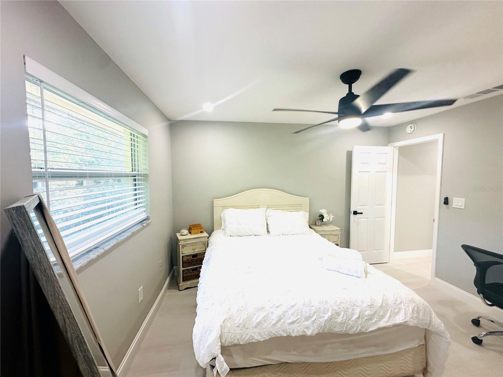 Image 9 of 9 For 2501 Harn Boulevard H24