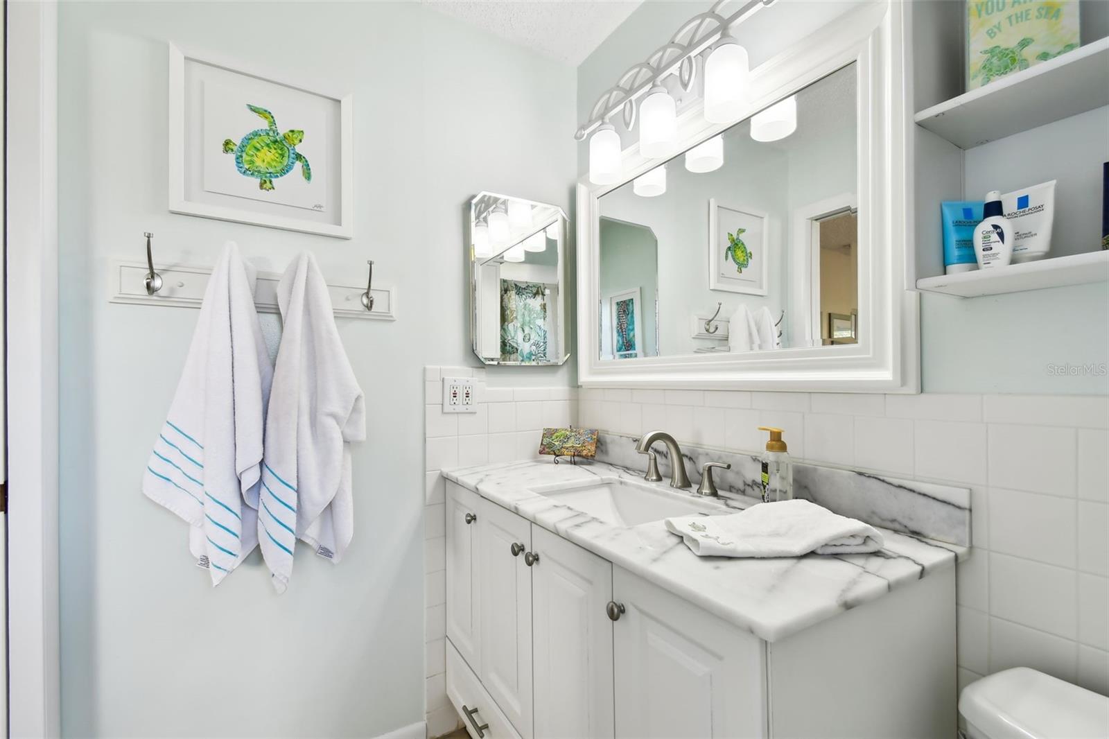 Listing photo id 12 for 616 2nd Street
