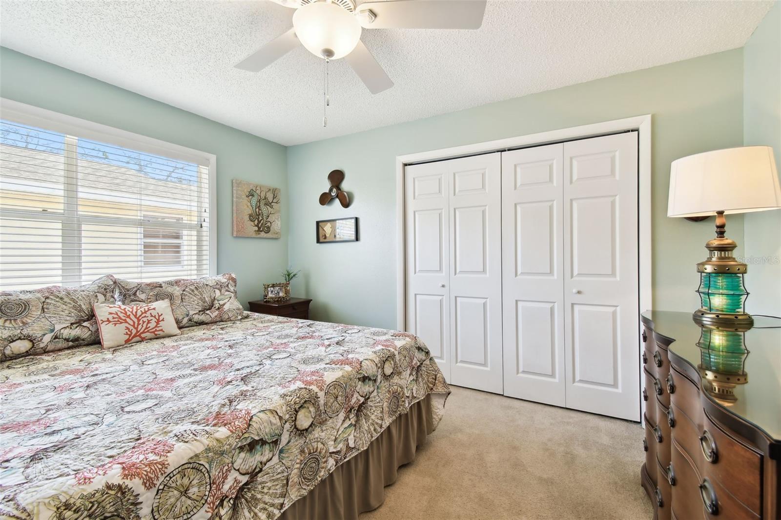 Listing photo id 13 for 616 2nd Street
