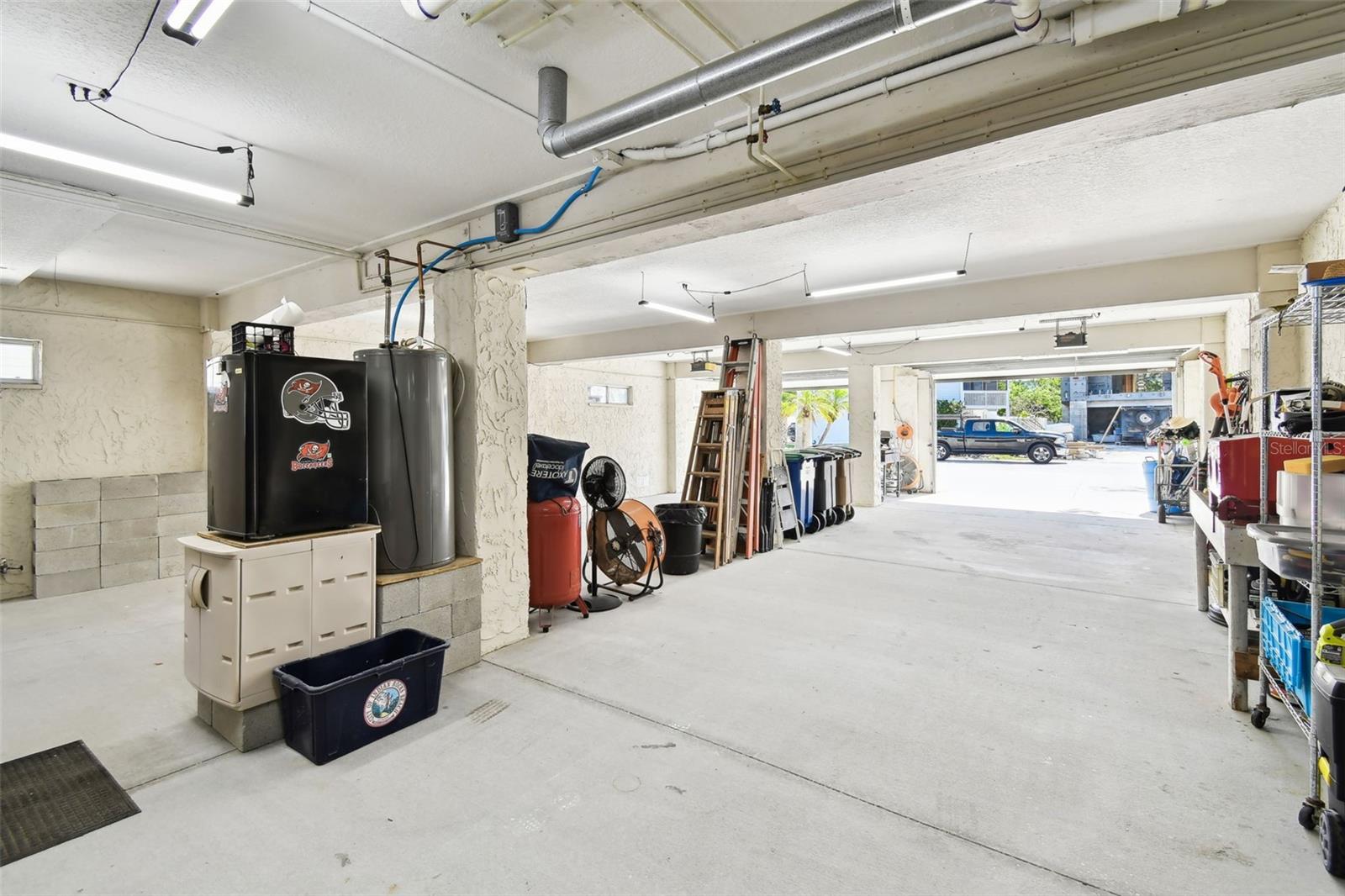 Listing photo id 26 for 616 2nd Street