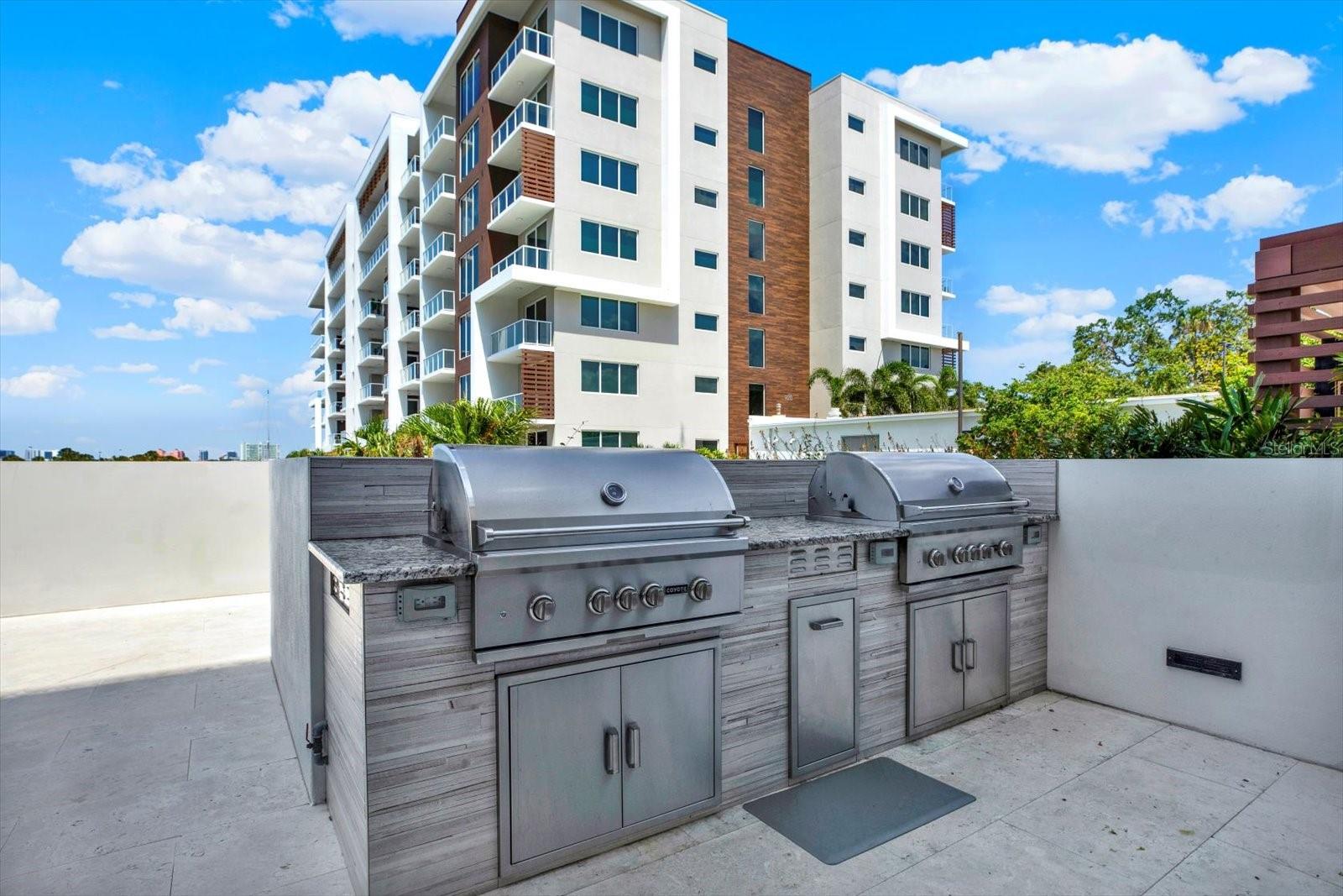 Image 33 of 39 For 920 Osceola Avenue 301