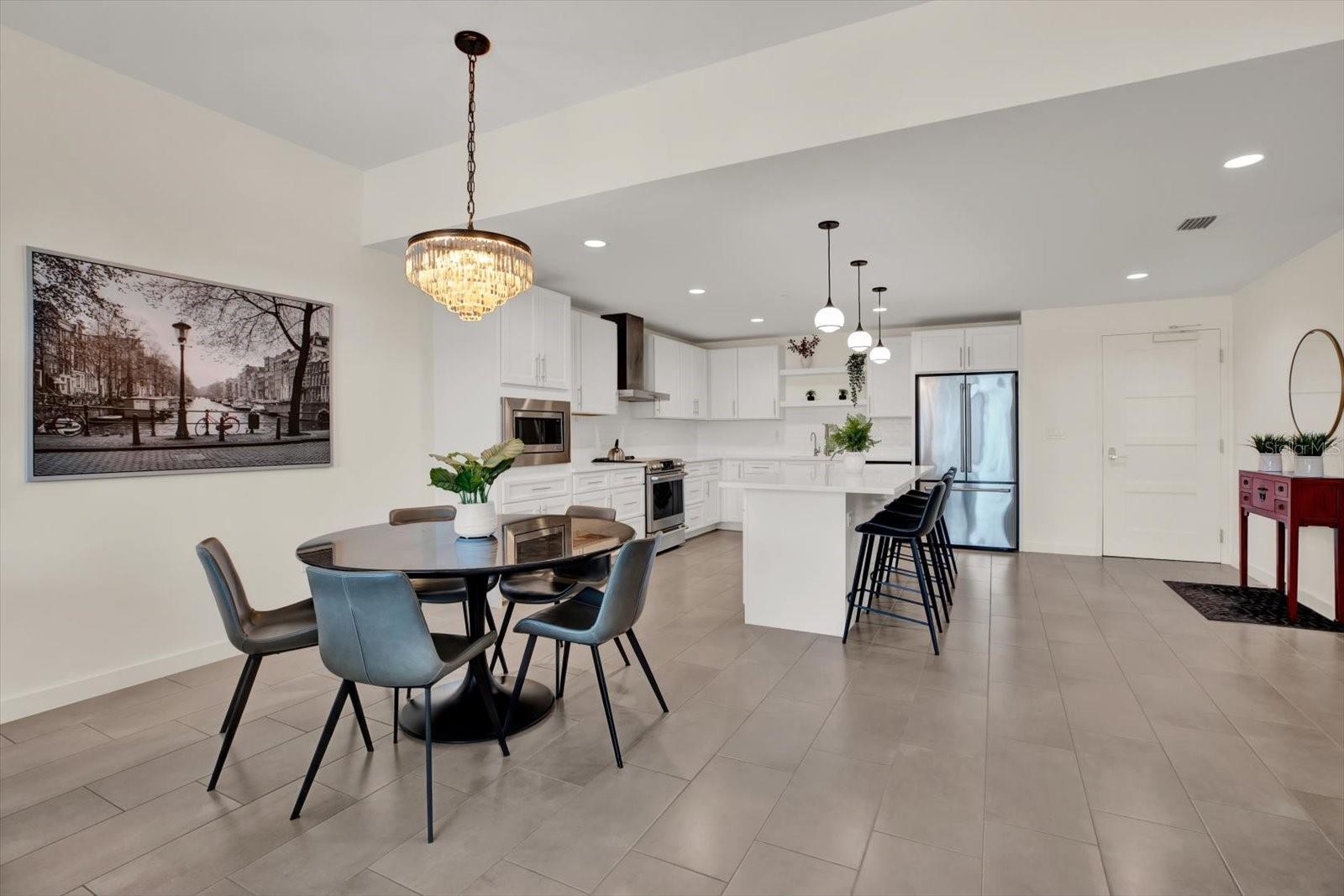 Image 6 of 39 For 920 Osceola Avenue 301