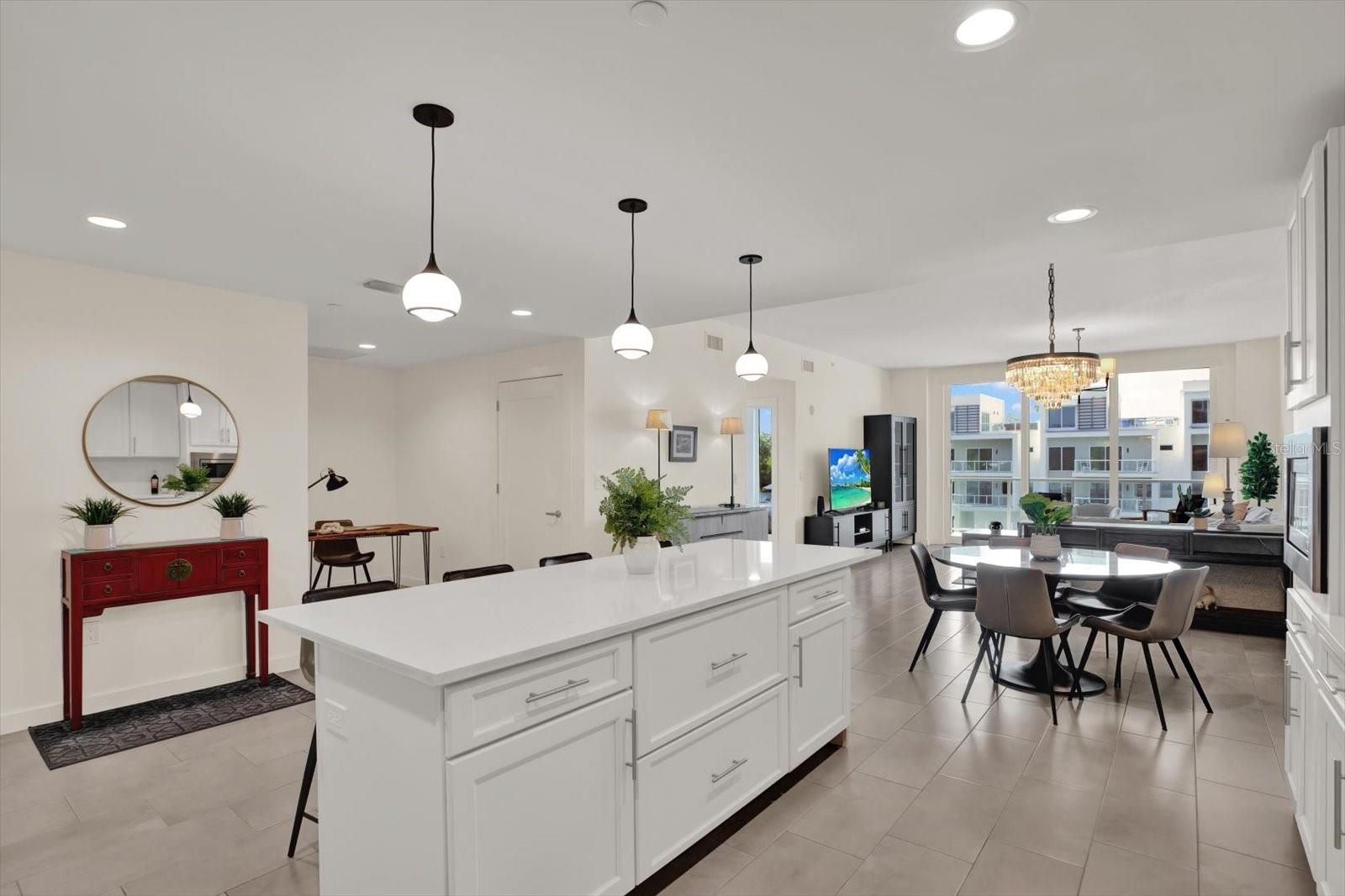Image 9 of 39 For 920 Osceola Avenue 301