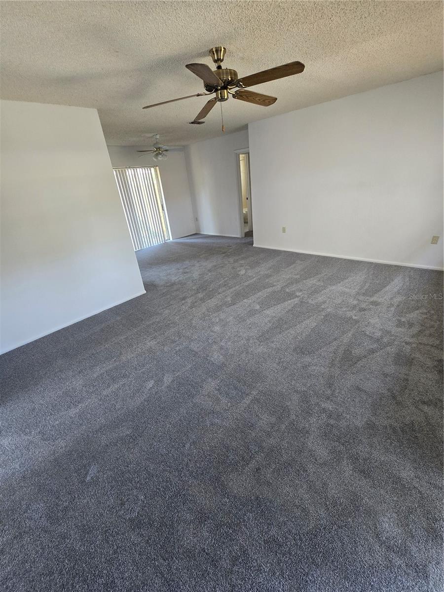 Image 2 of 9 For 809 Green Valley Road