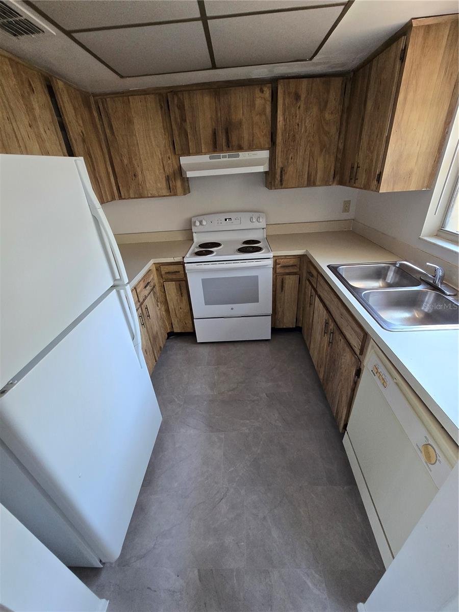 Image 4 of 9 For 809 Green Valley Road