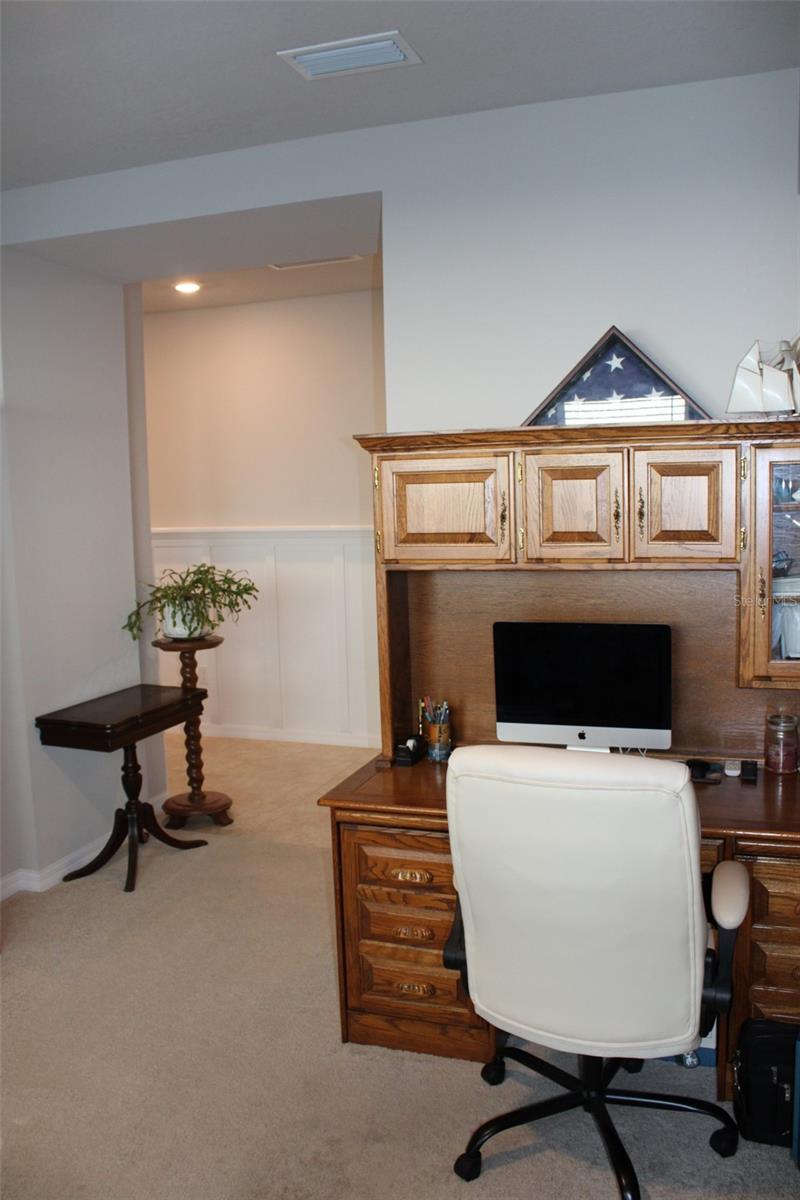 Image 11 of 24 For 8009 Trimbelle Terrace